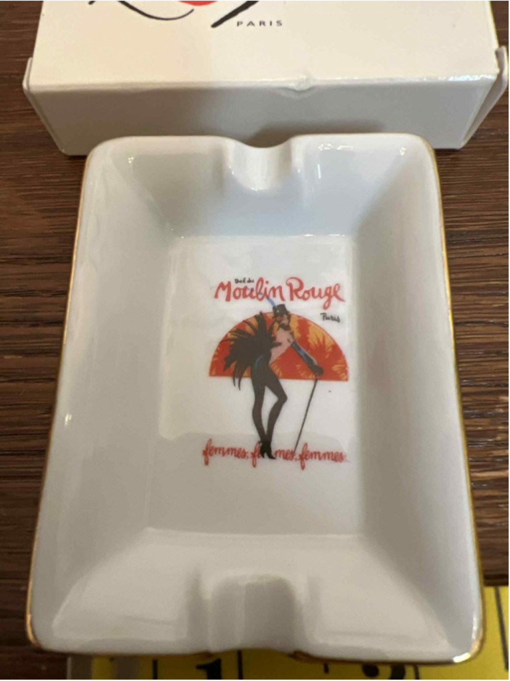 Artoria Limoges Moulin Rouge Paris Porcelain Ashtray Original Box Collectible